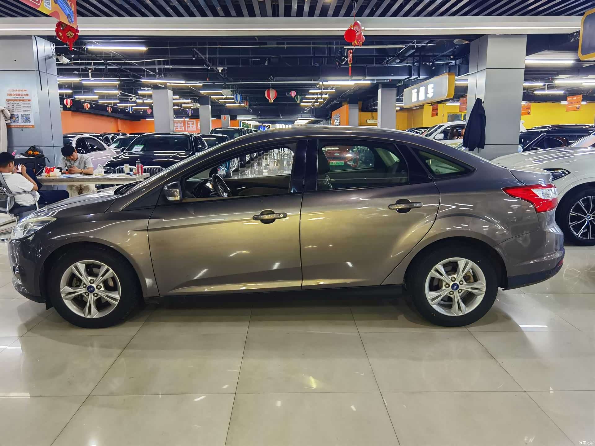 Ford Focus, 2013 все фото
