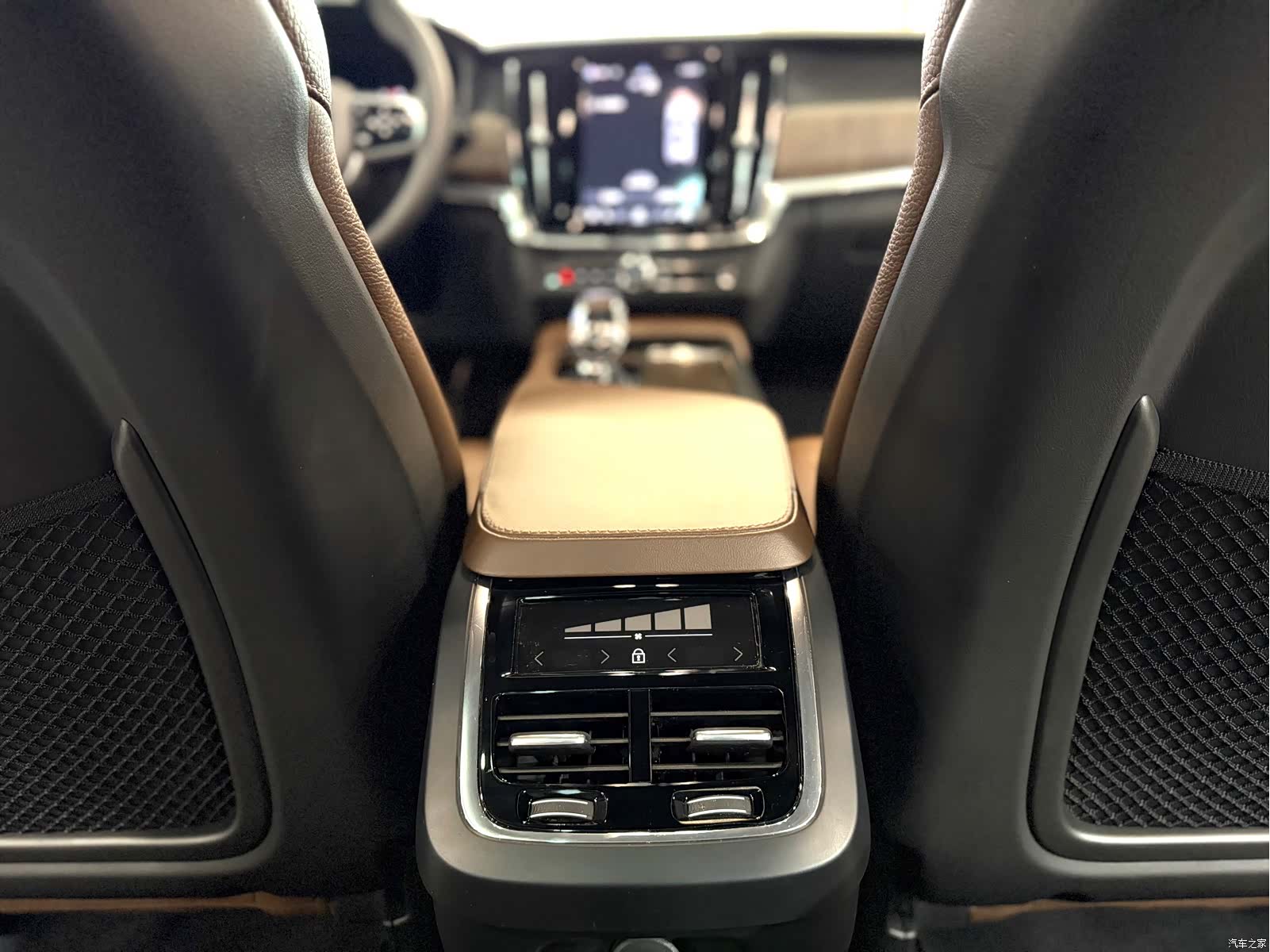 Volvo V90, 2024 26