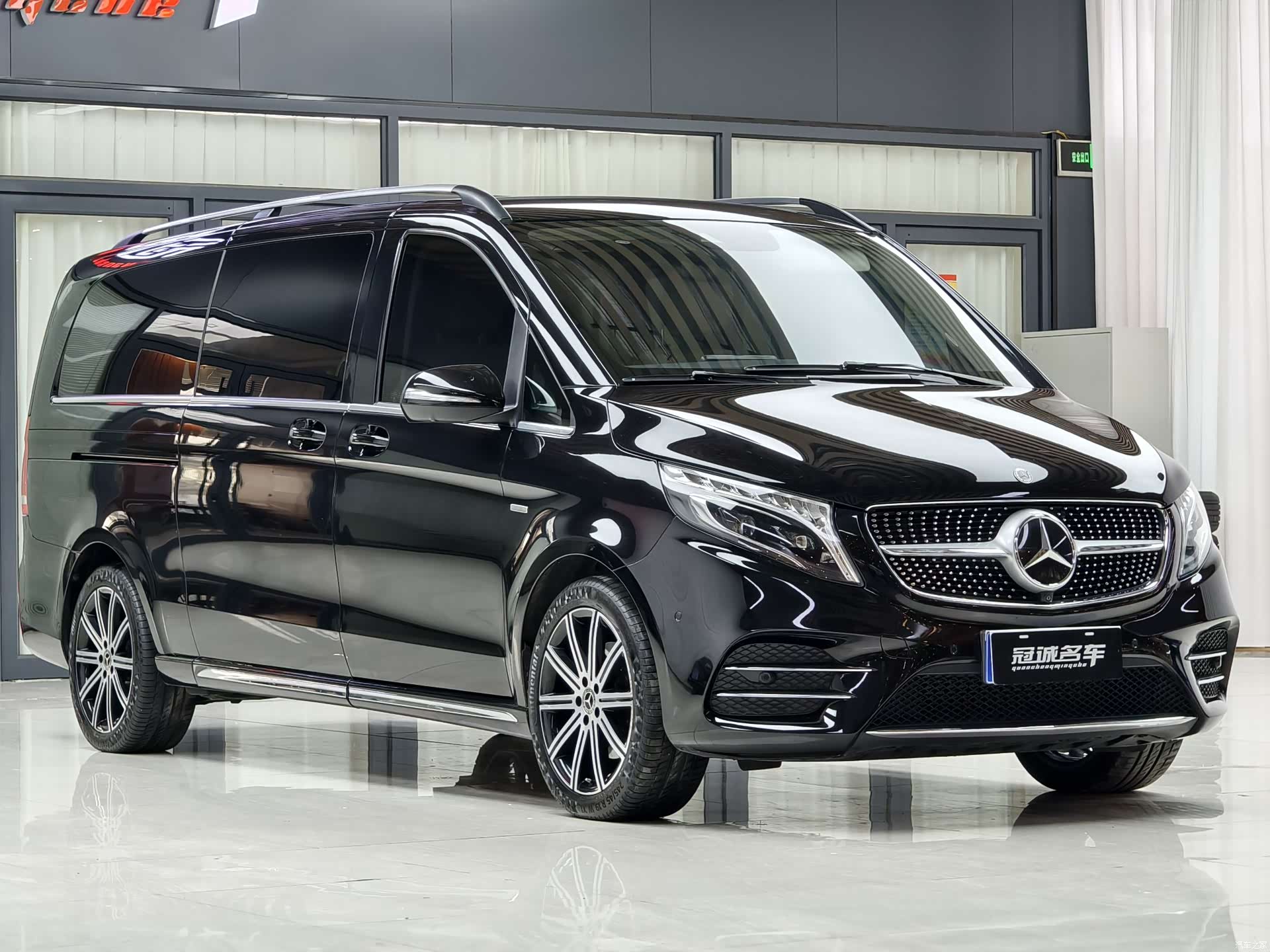 Mercedes-Benz V-Class, 2022 3