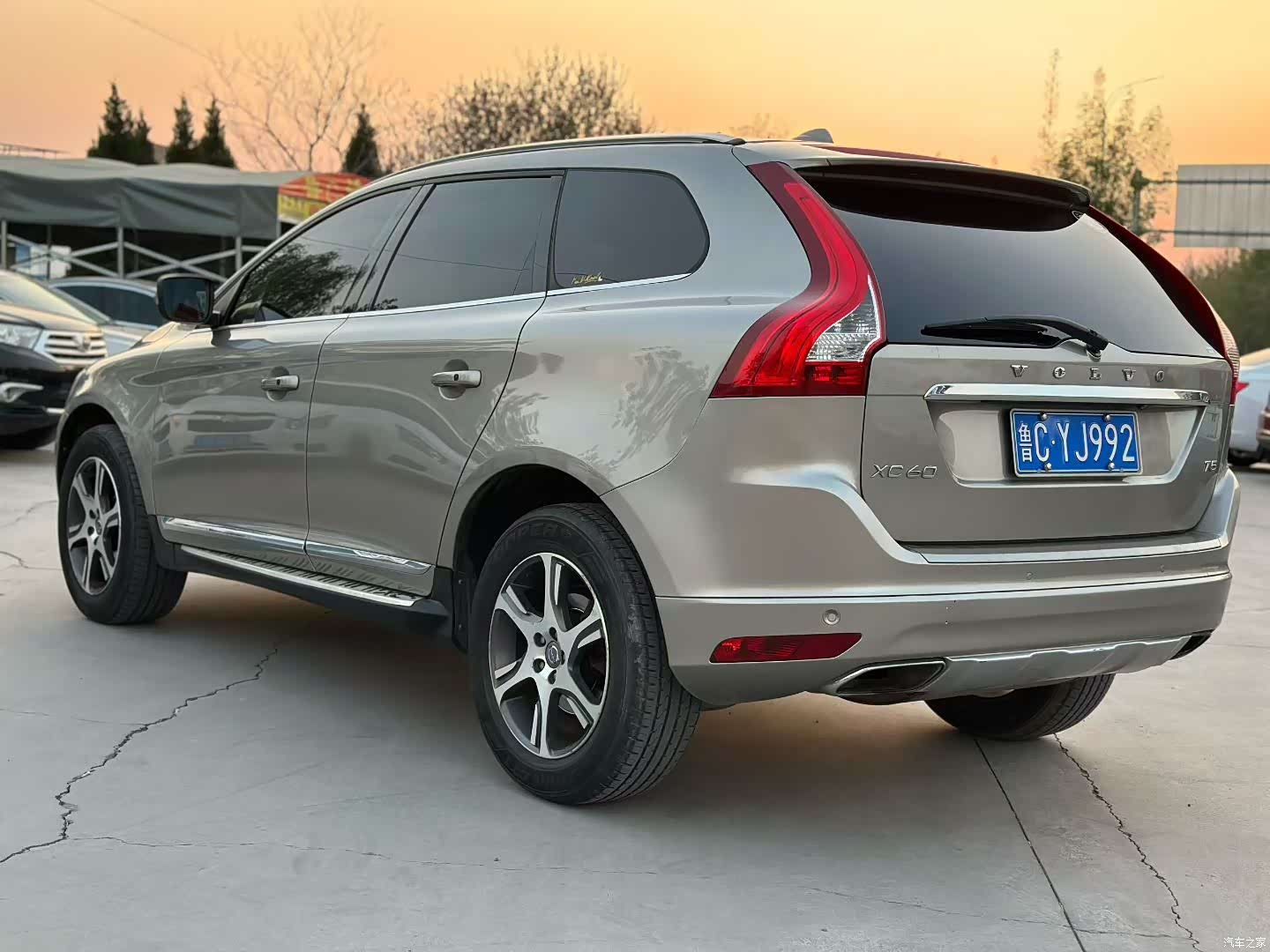 Volvo XC60, 2014 3