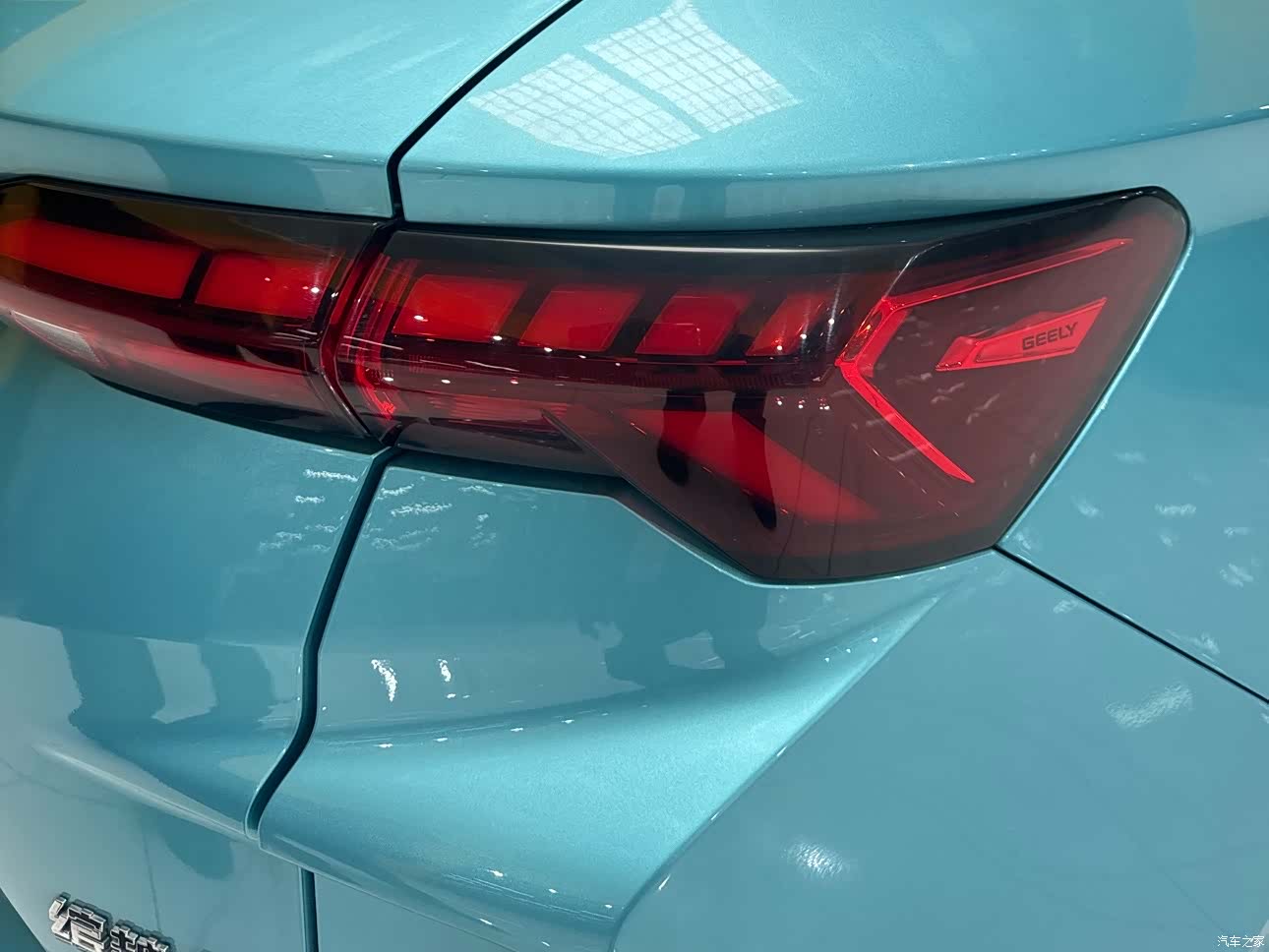 Geely Coolray, 2022 6