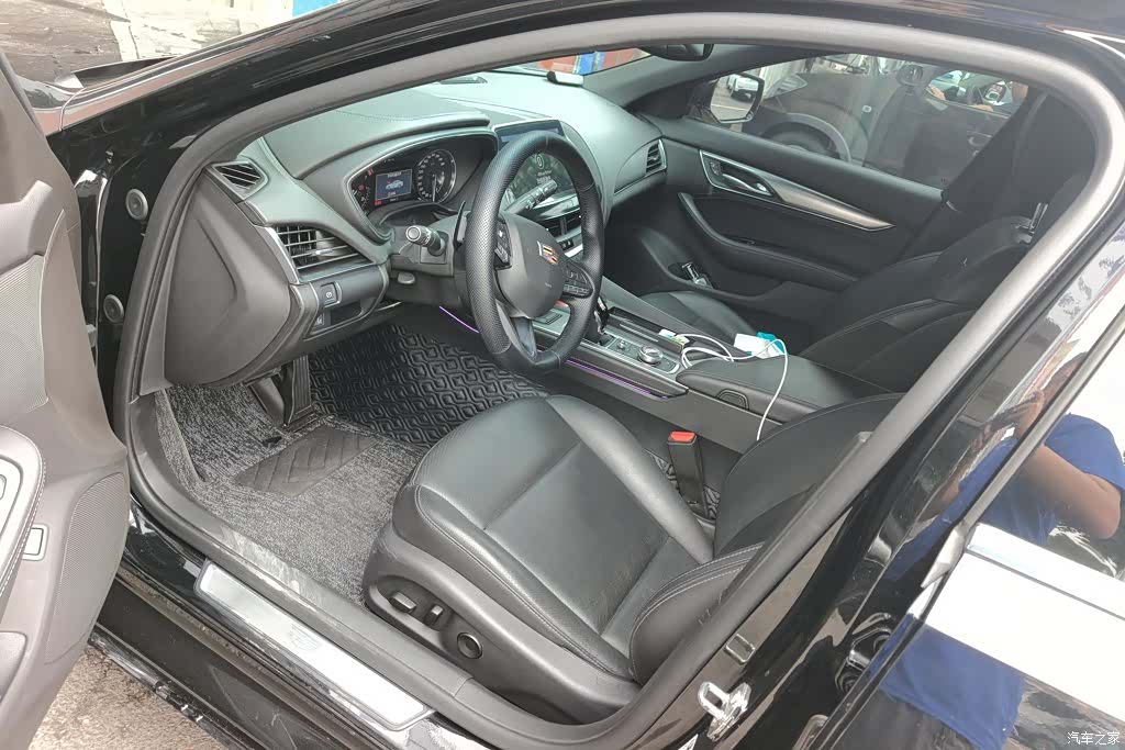 Cadillac CT5, 2022 9
