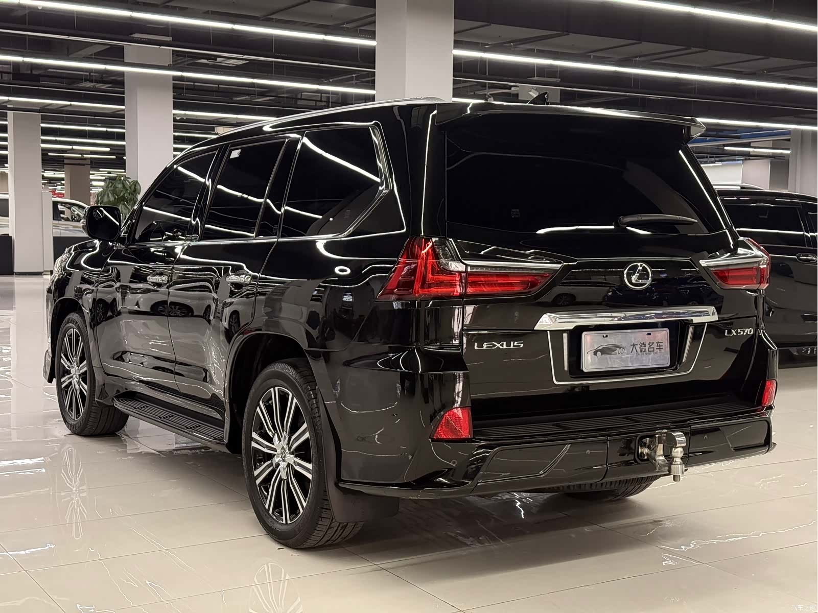 Lexus LX, 2018 все фото