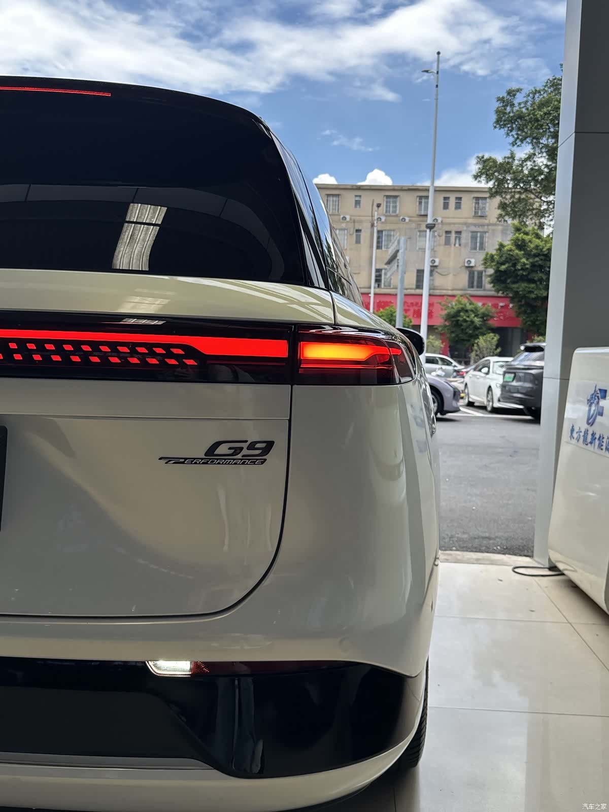 Xpeng G9, 2025 31