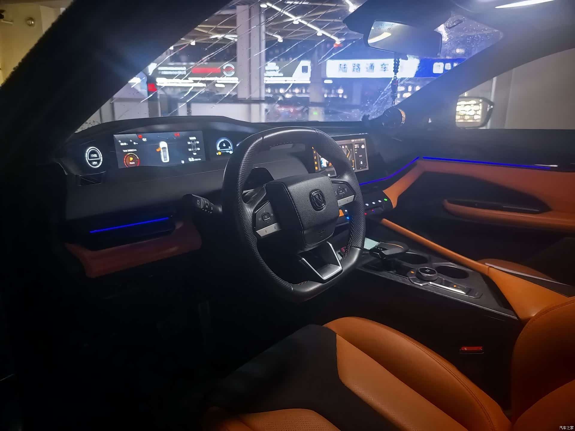 Changan UNI-V, 2022 все фото