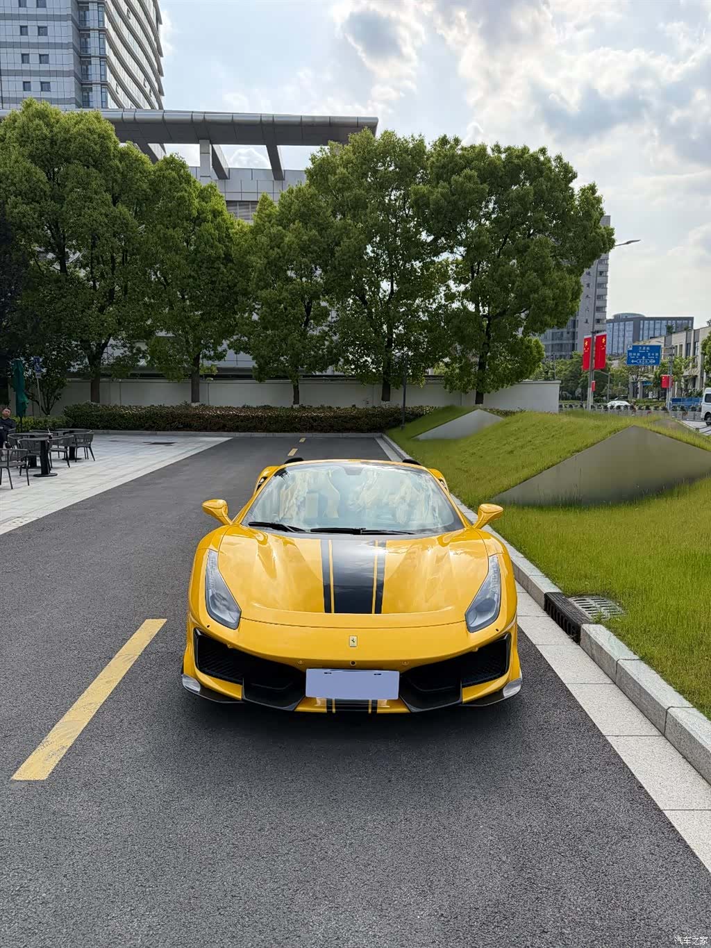 Ferrari 488, 2019 2