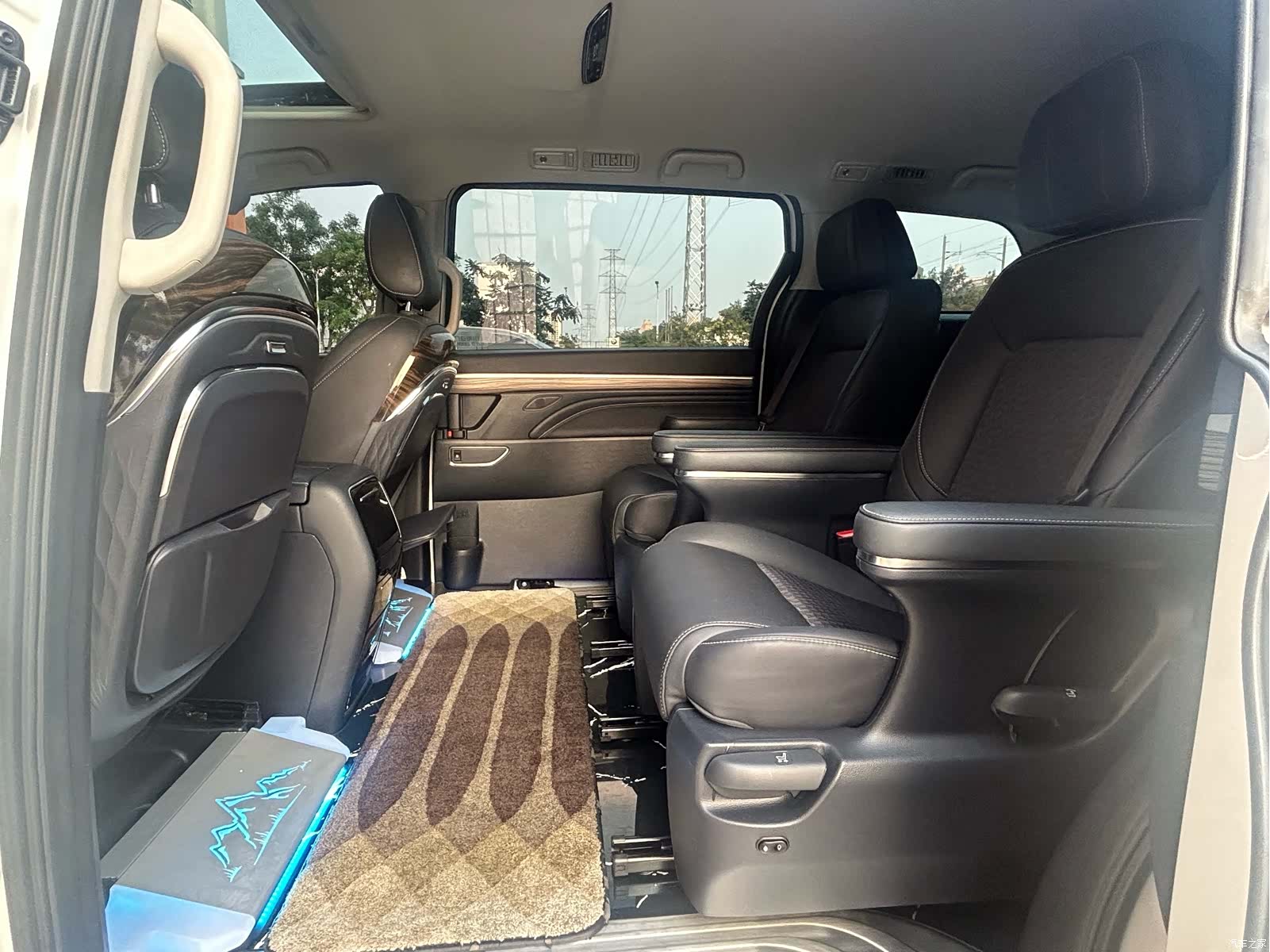 Trumpchi M8, 2023 12