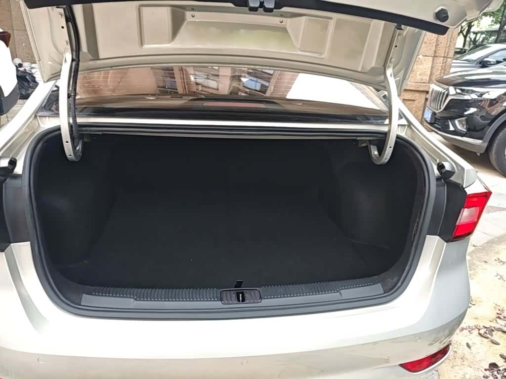 Roewe i5, 2018 19