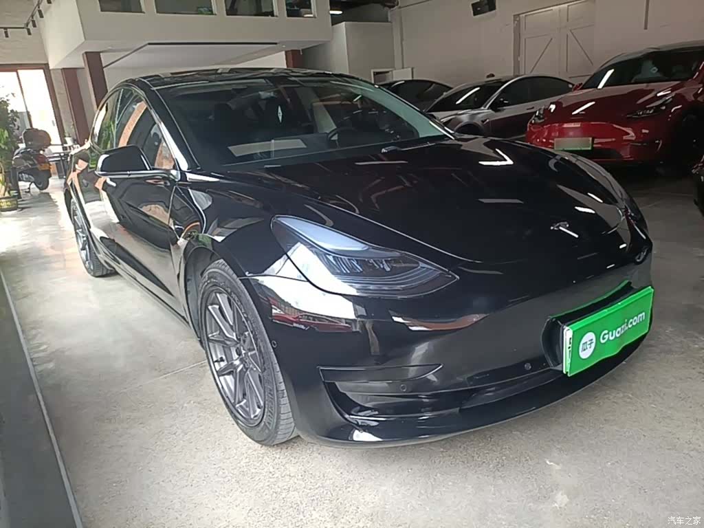 Tesla Model 3, 2020 4