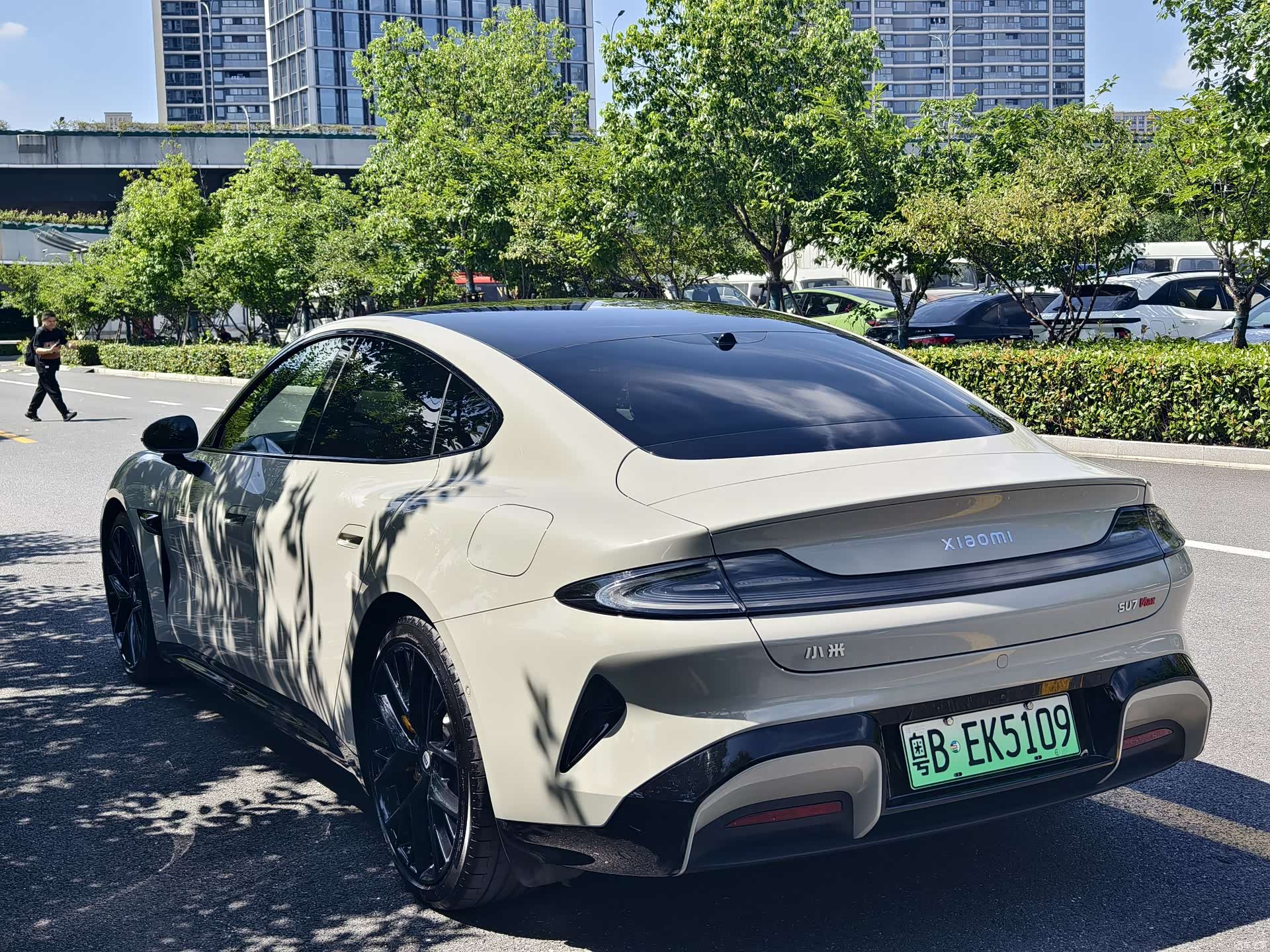 Xiaomi SU7, 2025 7