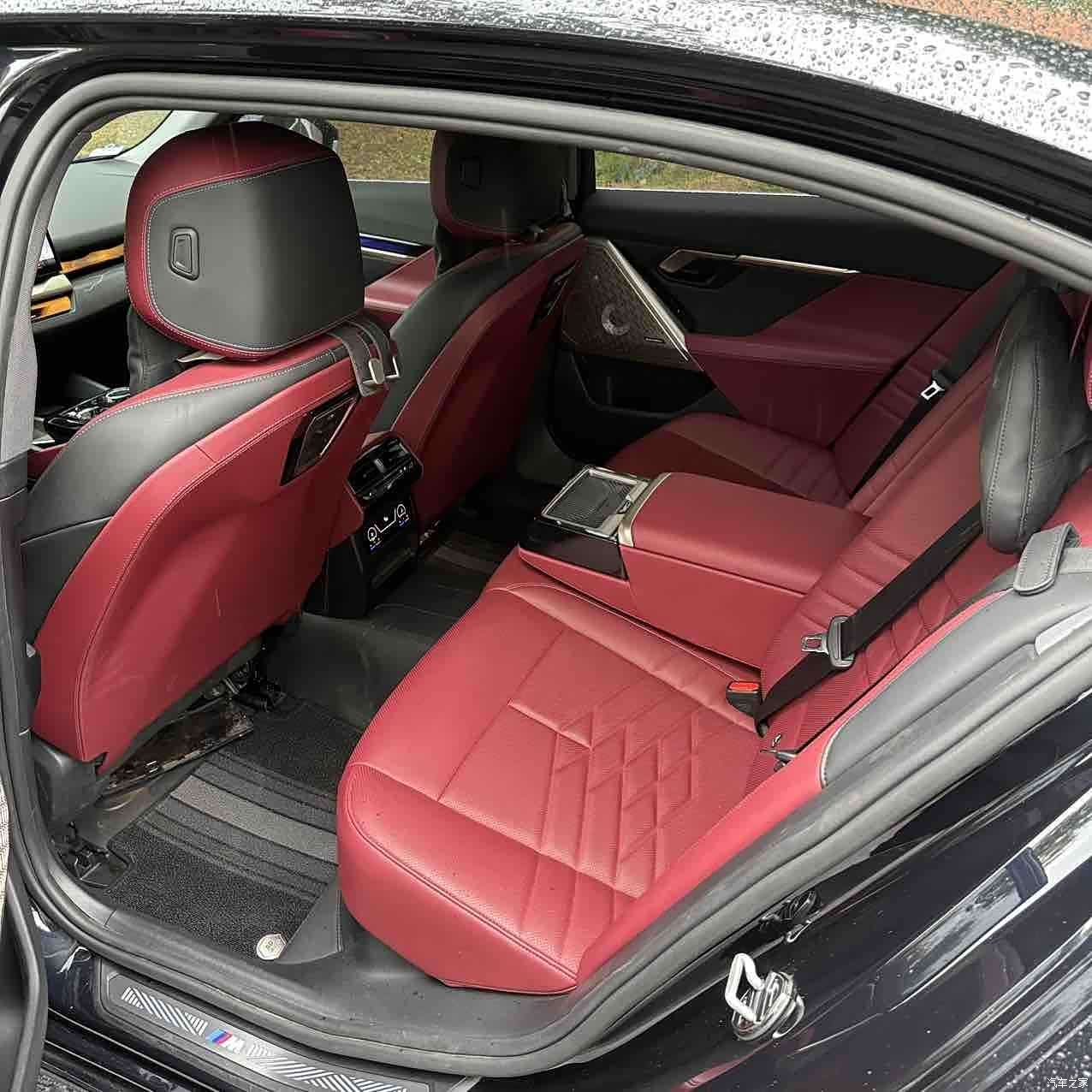 BMW 5 Series, 2024 8