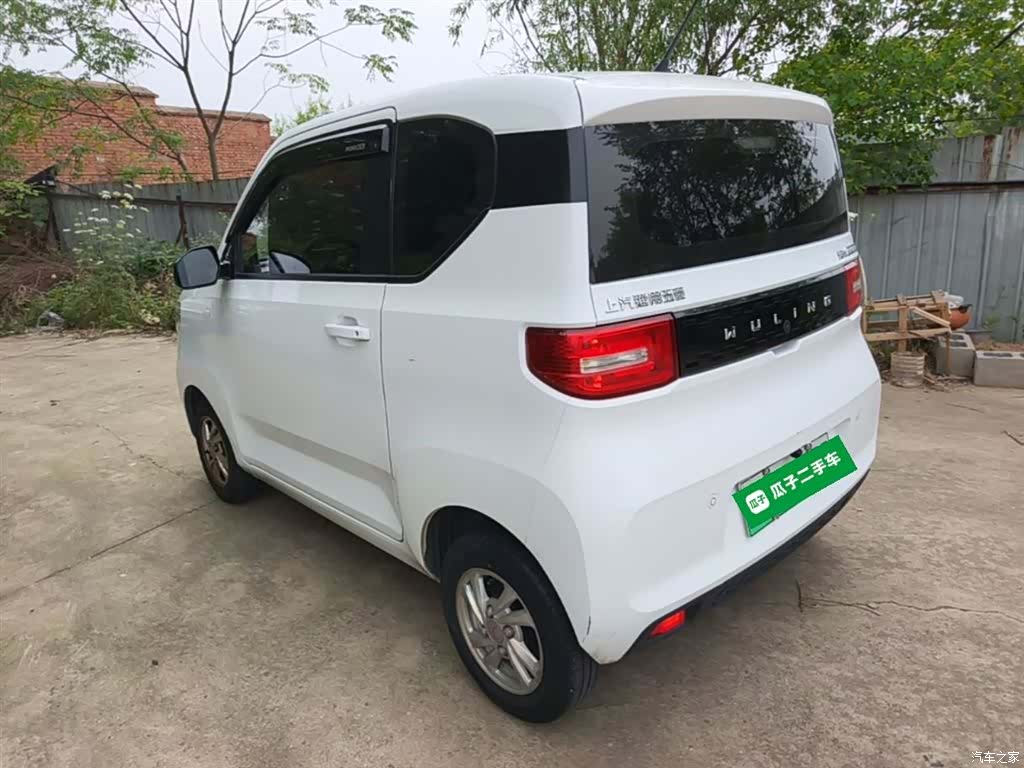 Wuling MINIEV, 2021 все фото