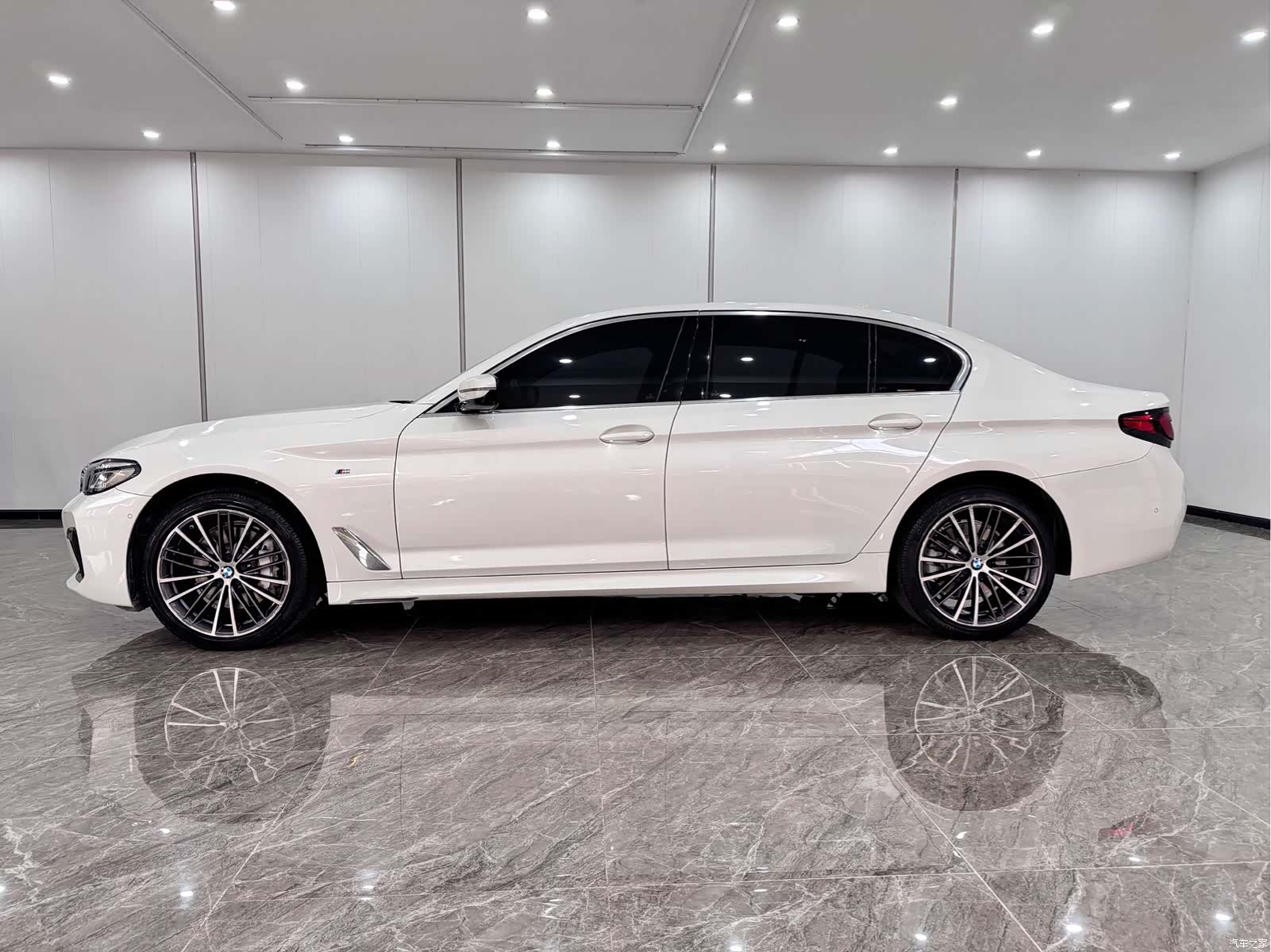 BMW 5 Series, 2021 2