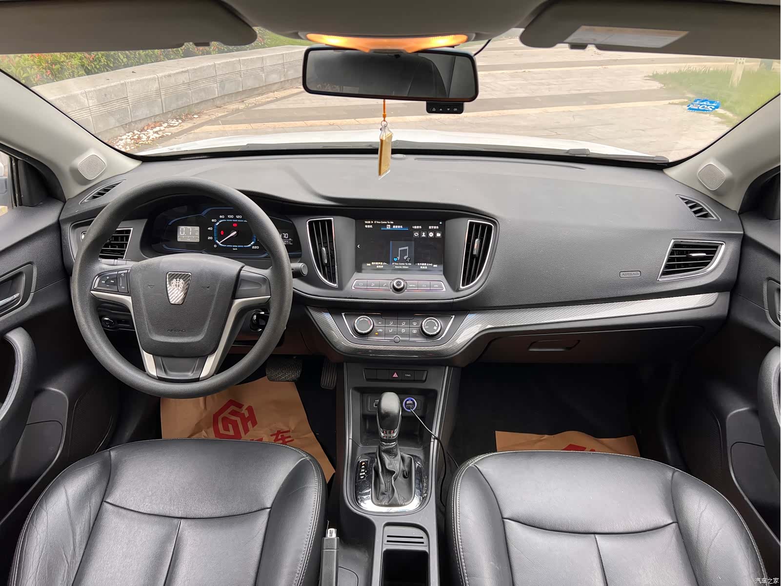 Roewe 360, 2016 10