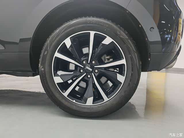 WEY VV5, 2019 11