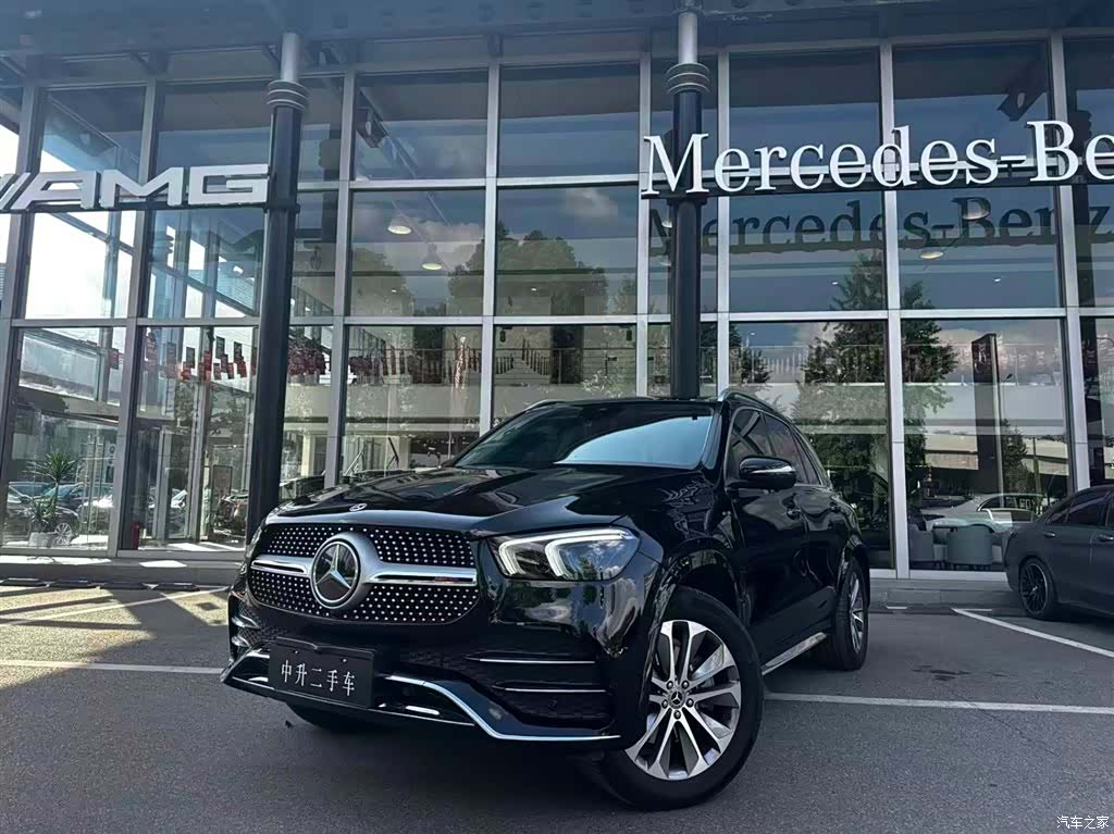 Mercedes-Benz GLE, 2023 1