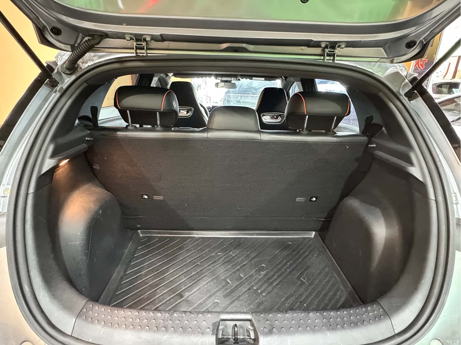 BYD Dolphin, 2022 8