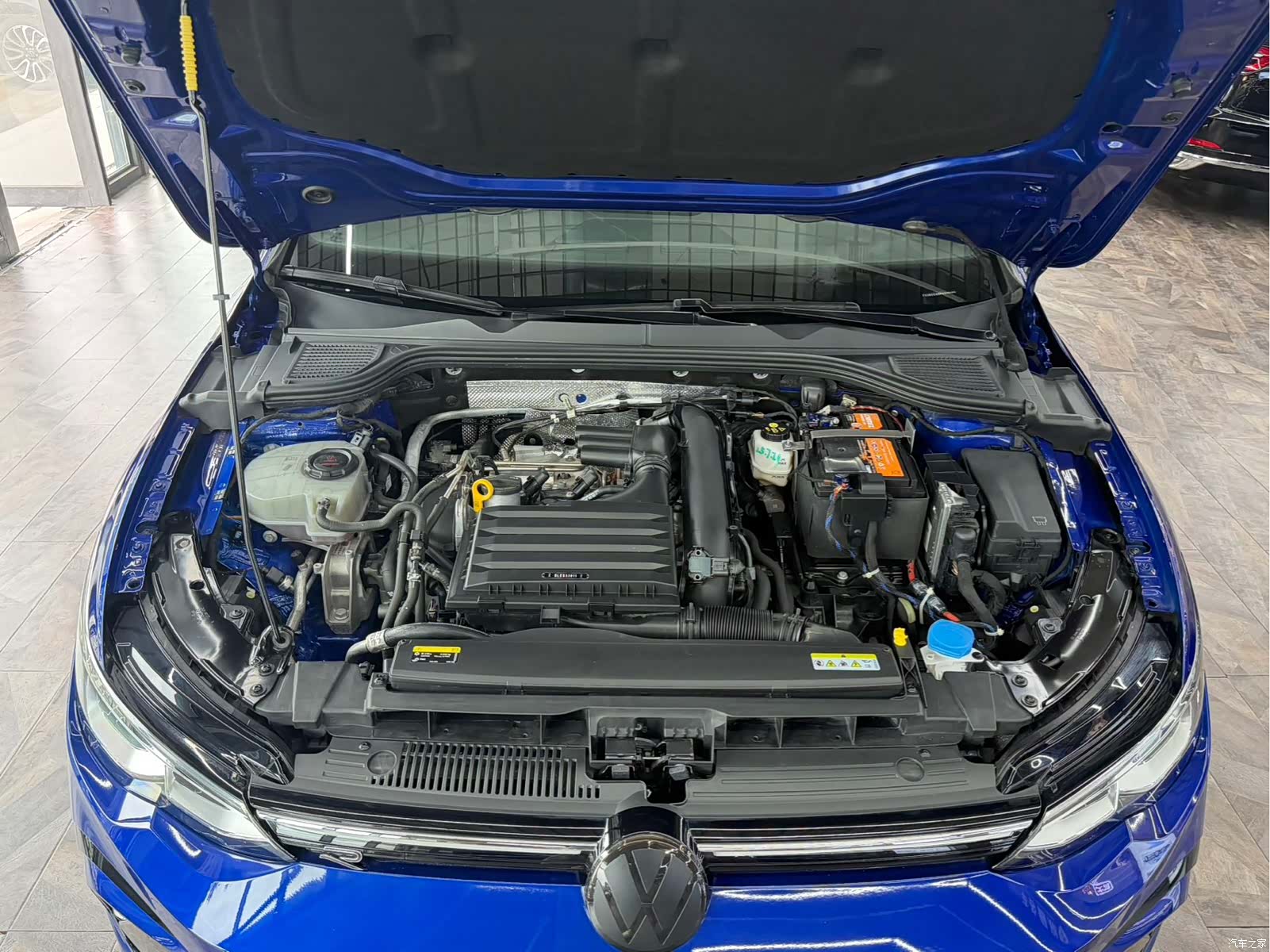 Volkswagen Golf, 2023 14