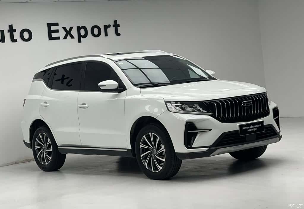 Geely X6, 2022 3