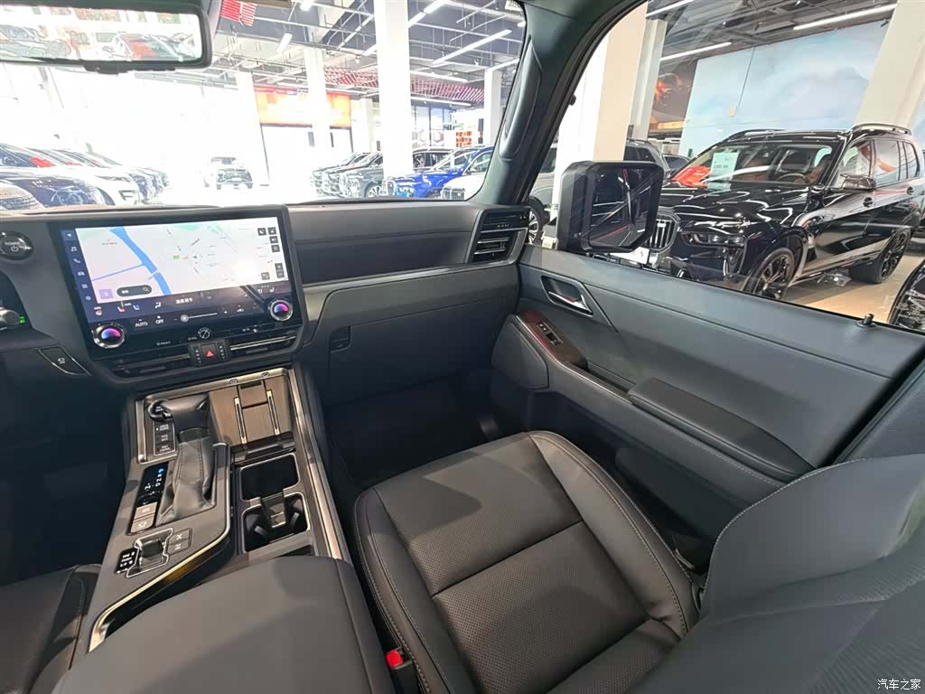 Lexus GX, 2025 21