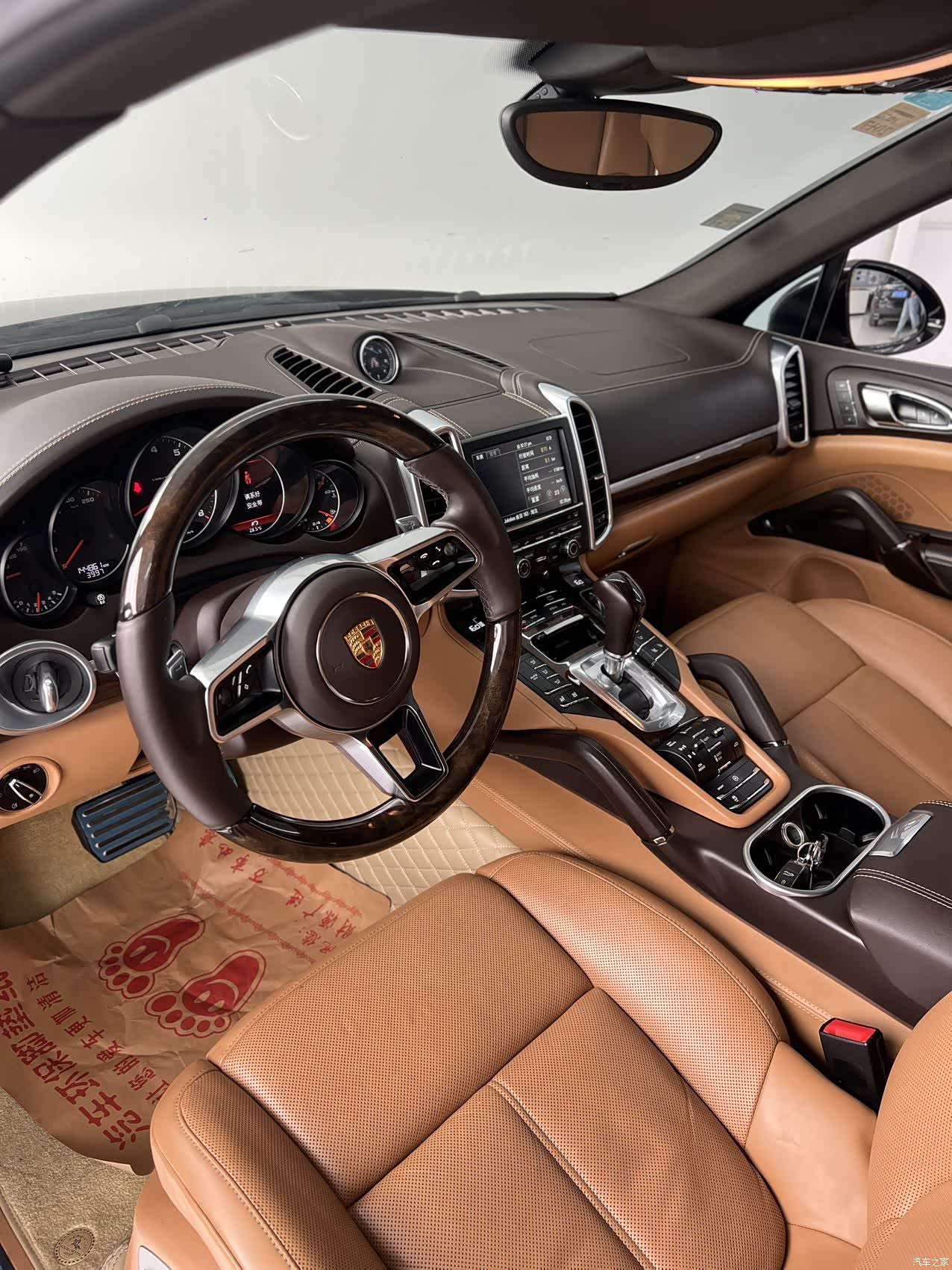 Porsche Cayenne, 2015 7