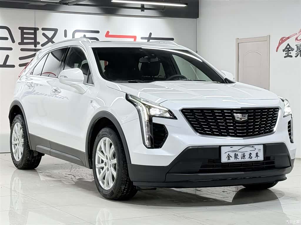 Cadillac XT4, 2021 3