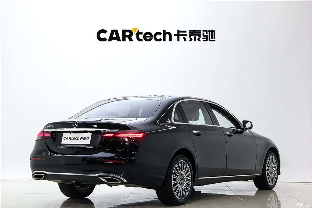 Mercedes-Benz E-Class, 2023 4