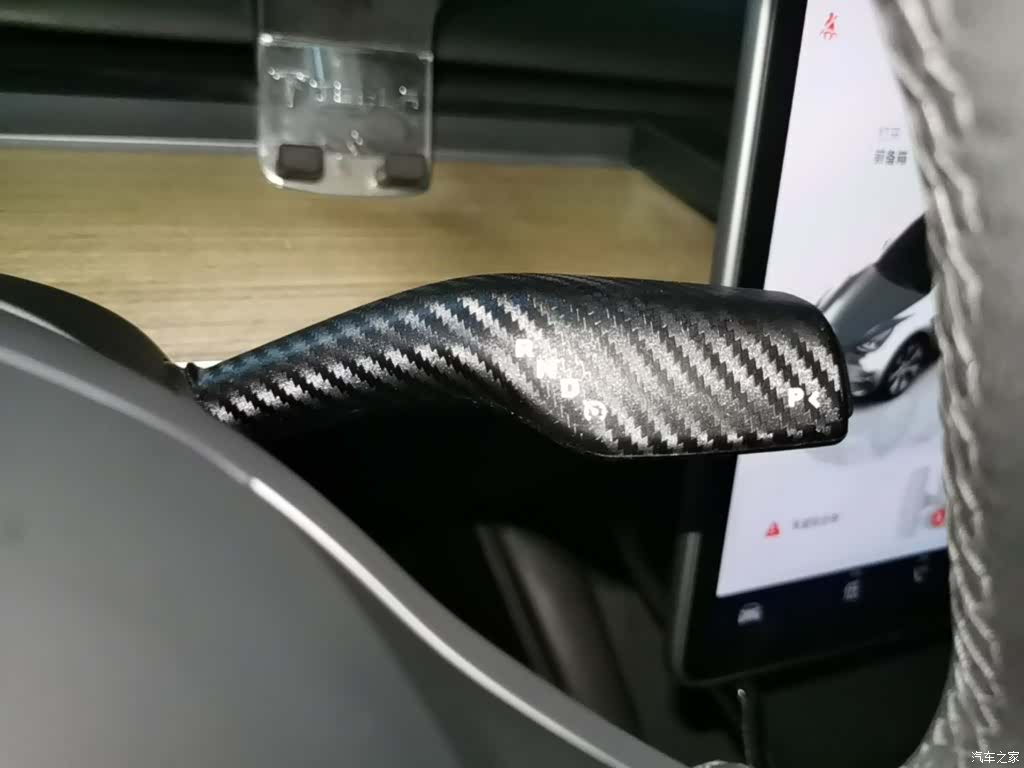 Tesla Model Y, 2023 14