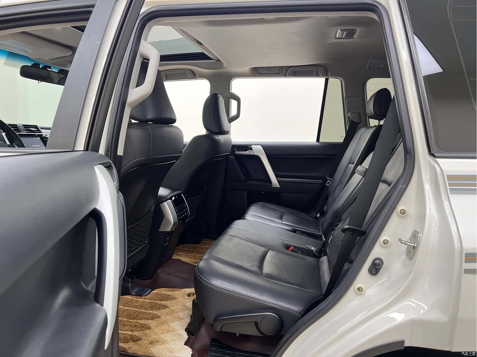 Toyota Prado, 2020 17