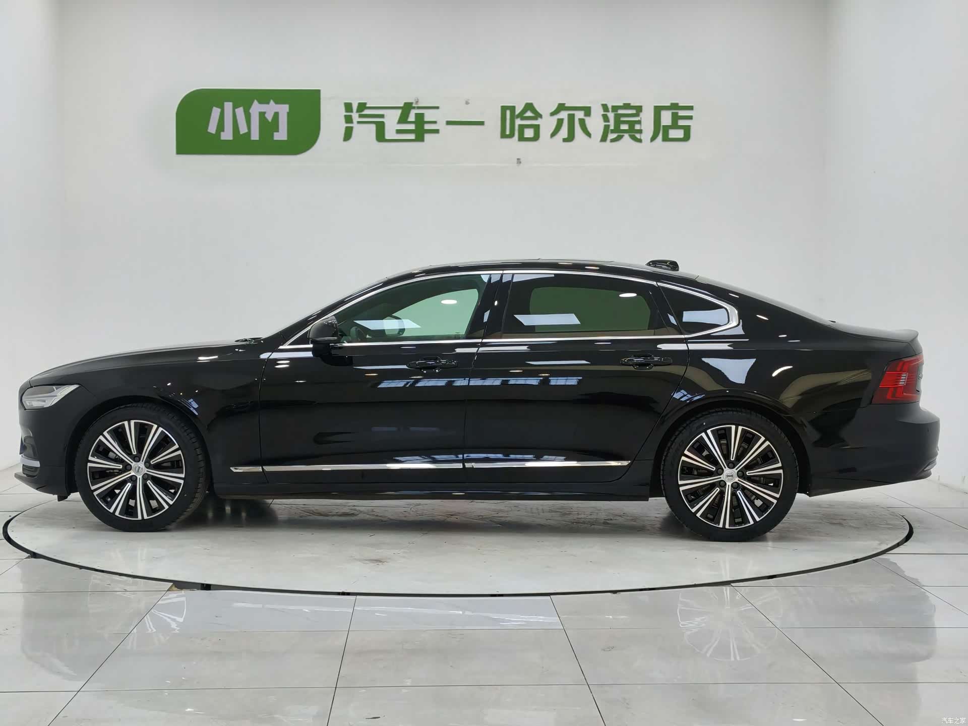 Volvo S90, 2024 все фото