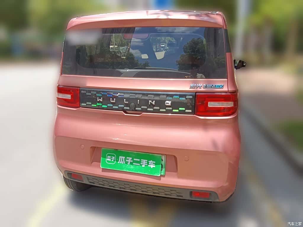 Wuling MINIEV, 2020 4