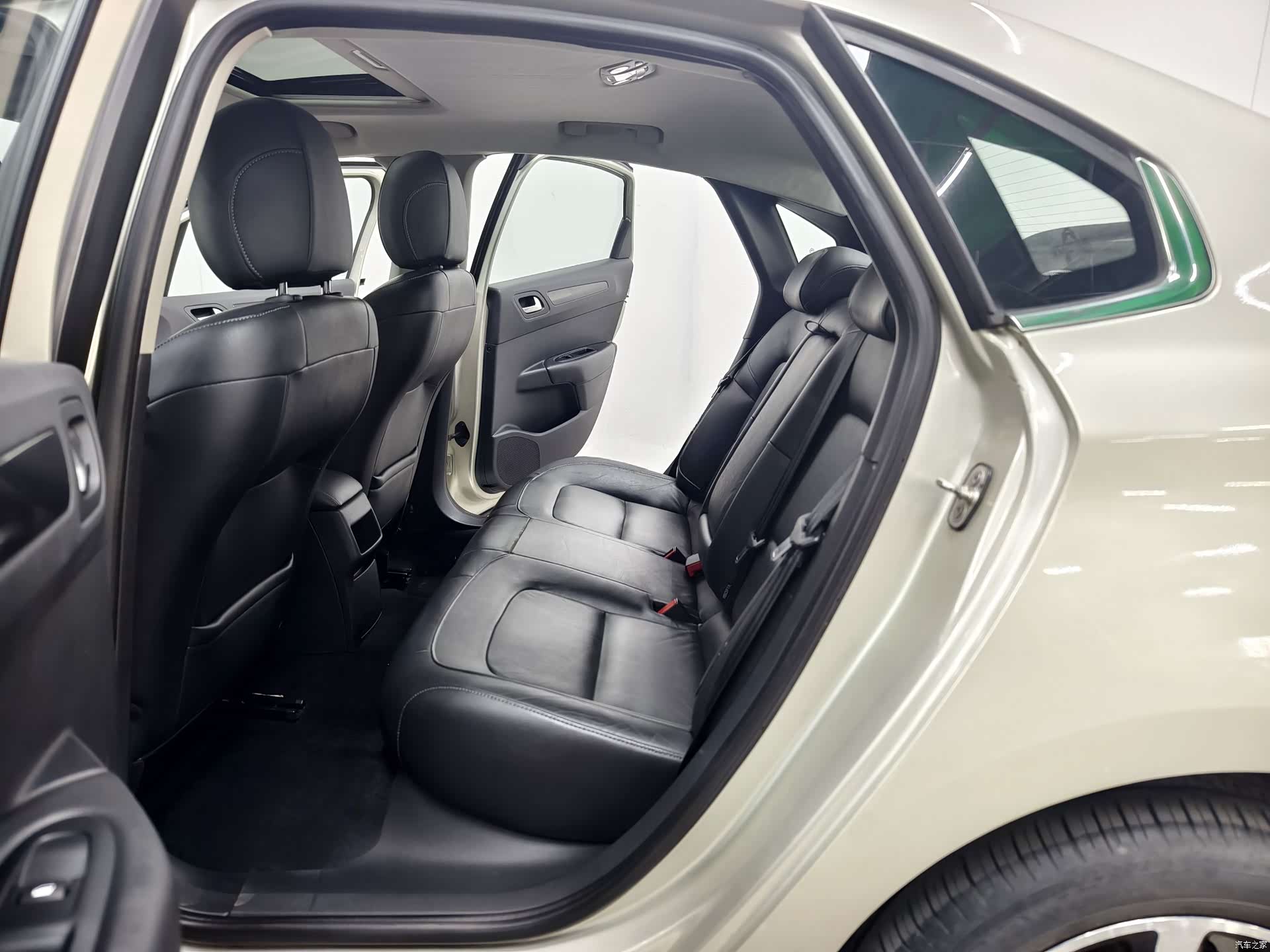 Citroen C4, 2016 13