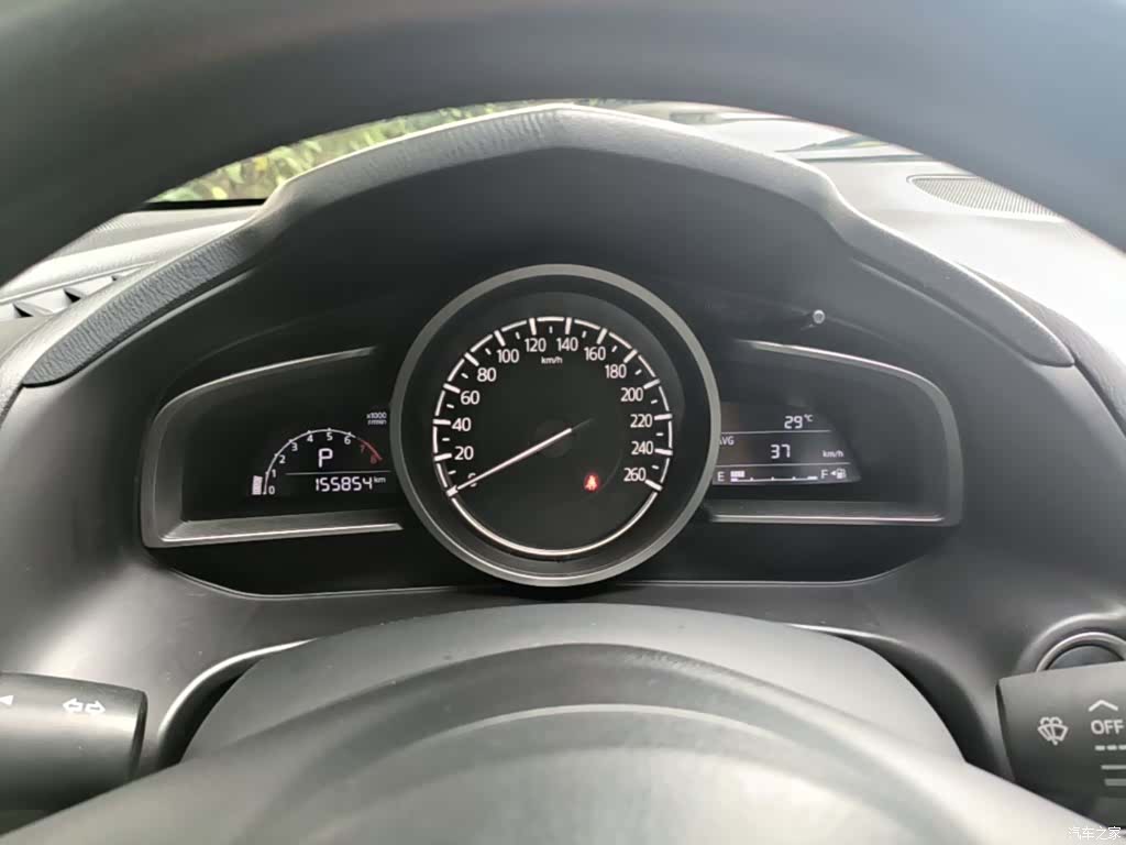 Mazda Mazda3, 2017 12