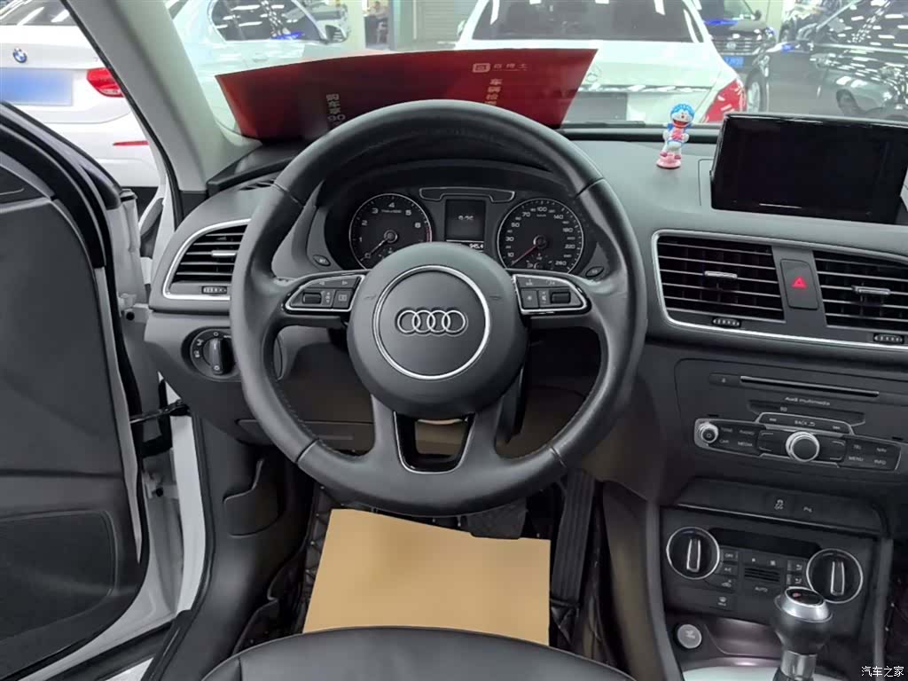 Audi Q3, 2017 11