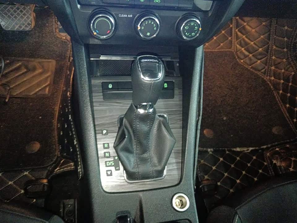 Skoda Octavia Skoda Octavia