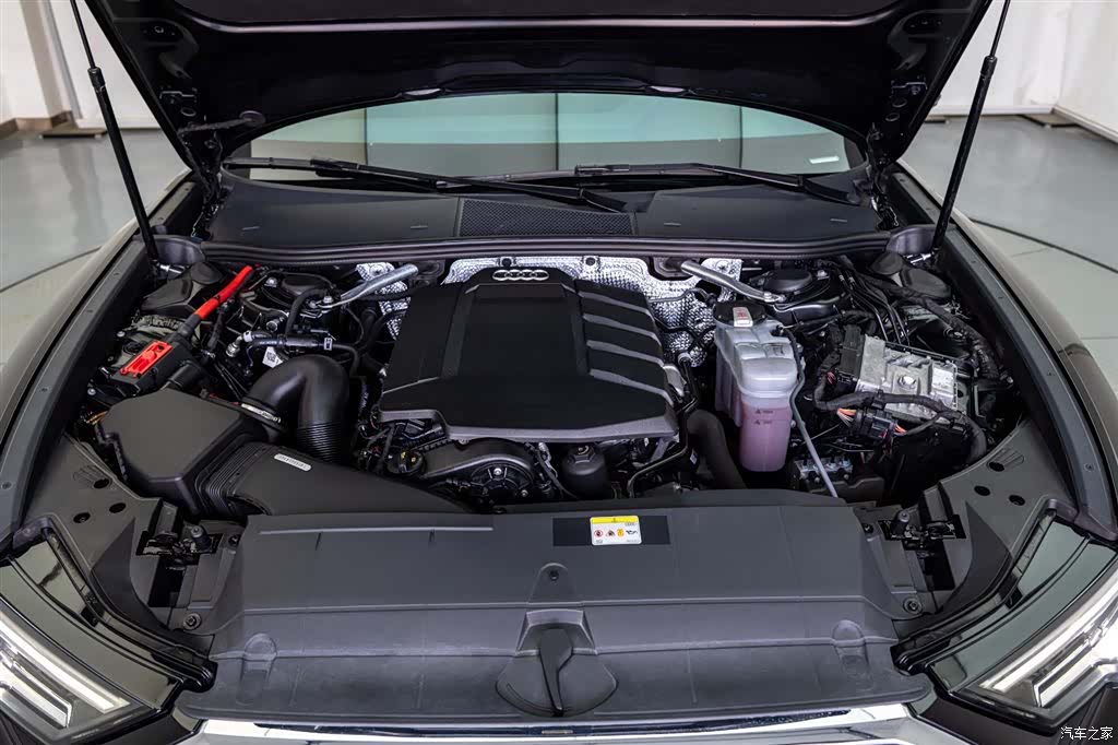 Audi A6L, 2020 8