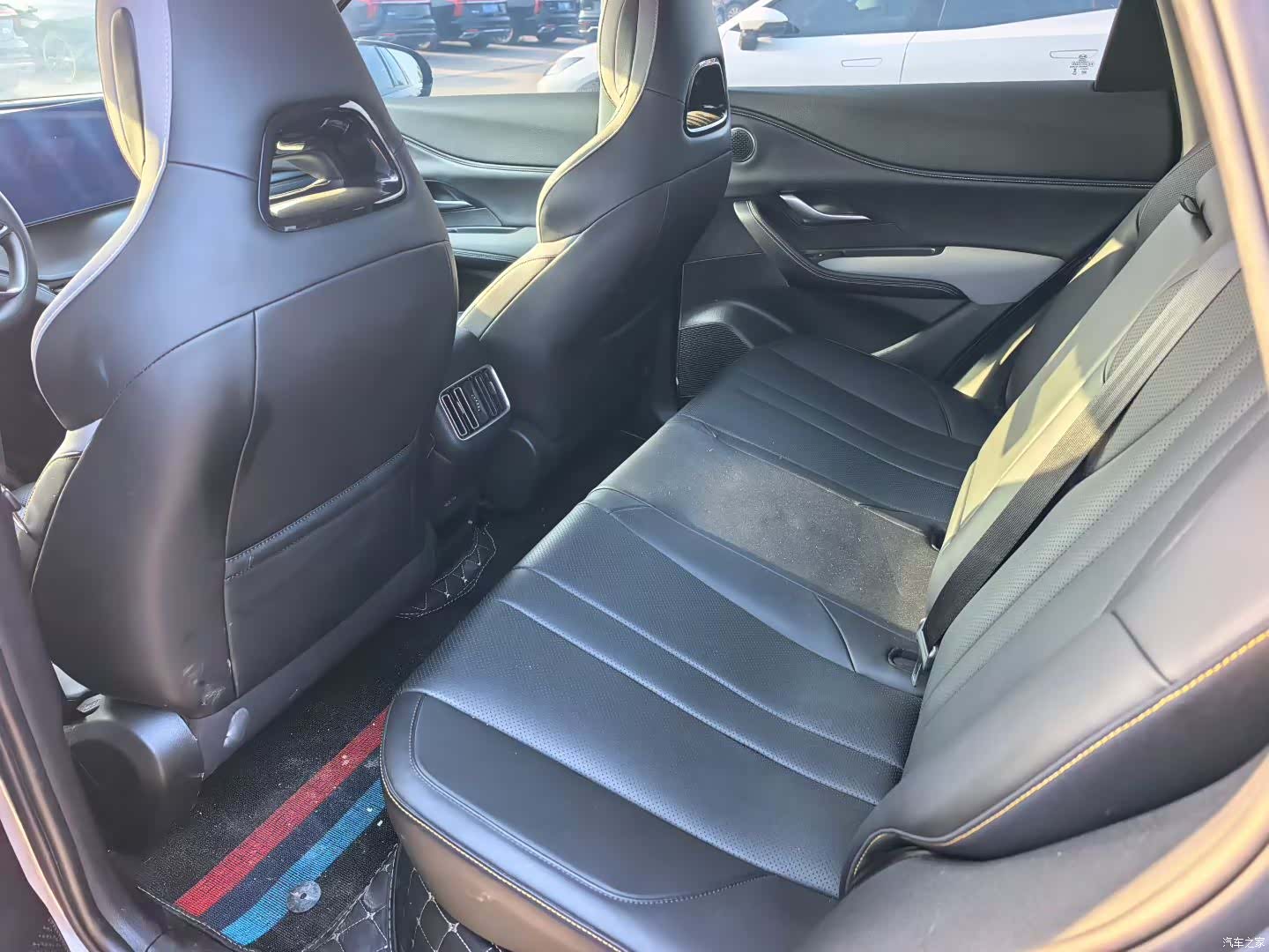 BYD HiAce, 2025 8
