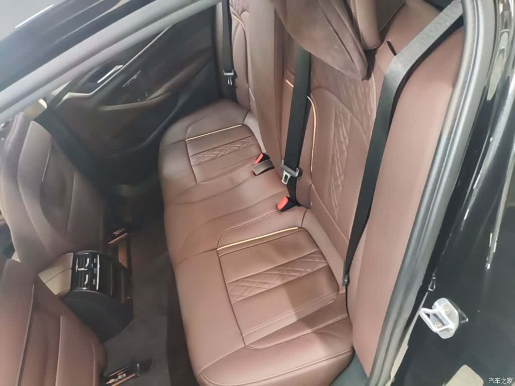 BMW 5 Series, 2019 17