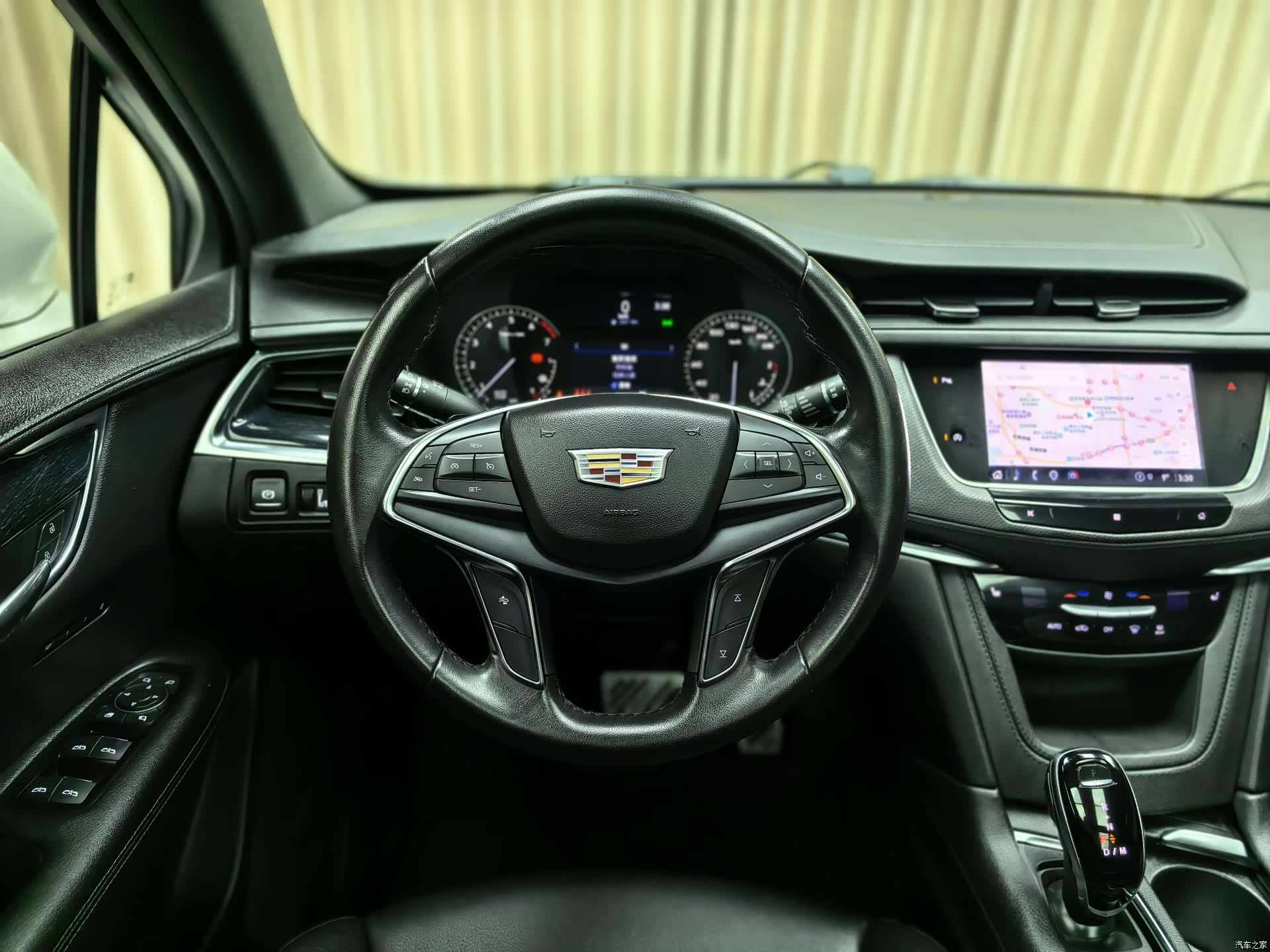 Cadillac XT5, 2021 10