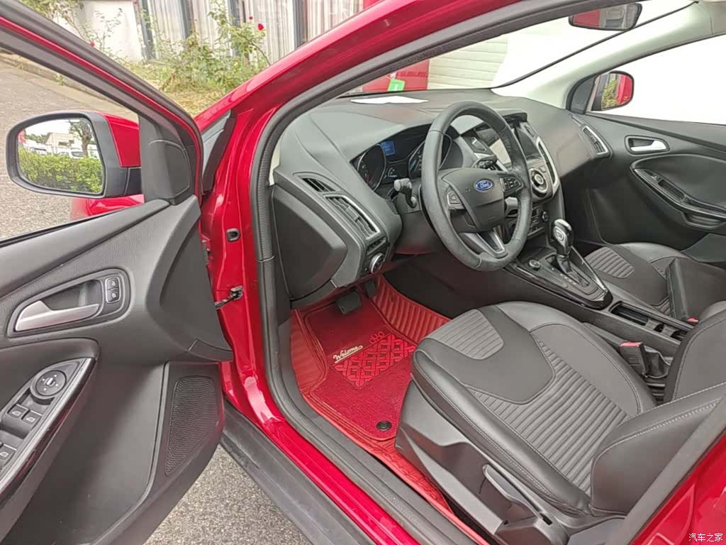 Ford Focus, 2017 16