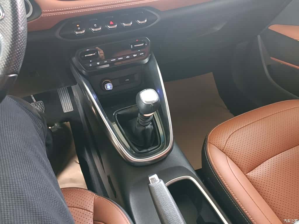 Wuling 510, 2017 14