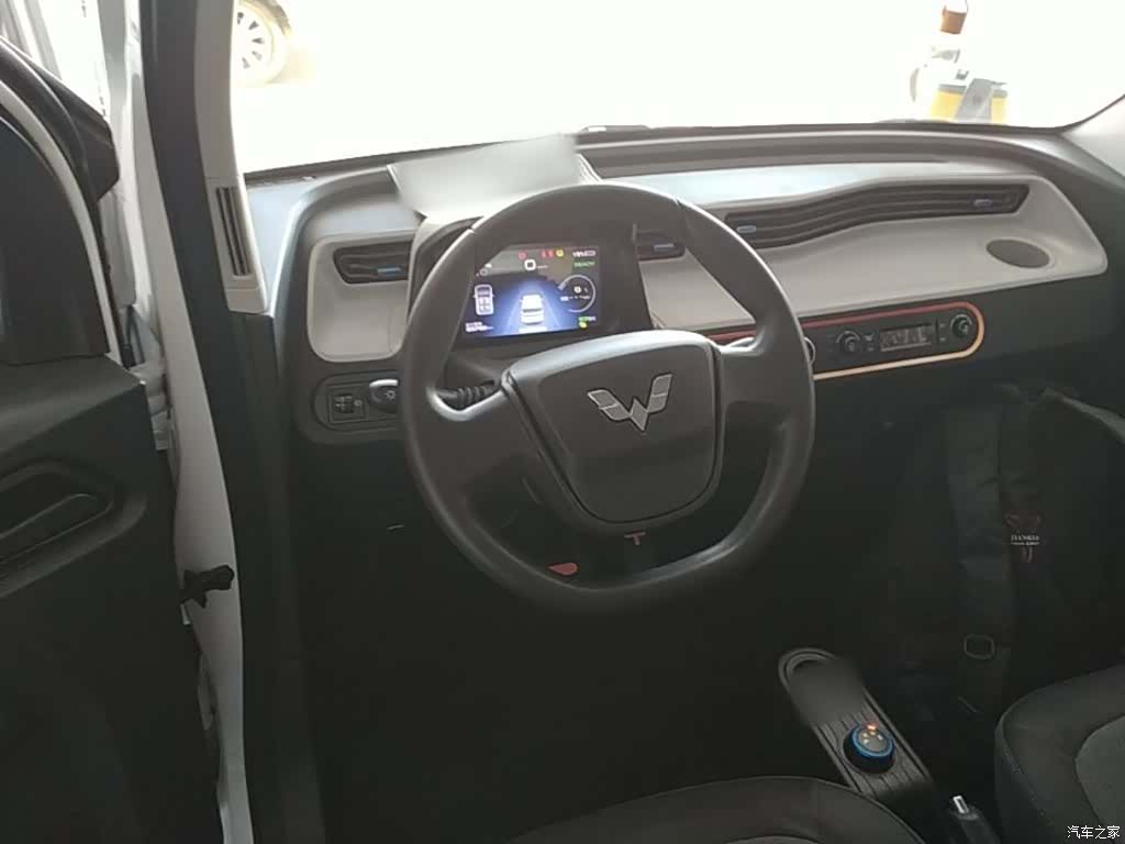 Wuling MINIEV, 2022 11