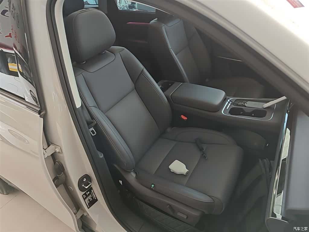 Leapmotor C10, 2025 25