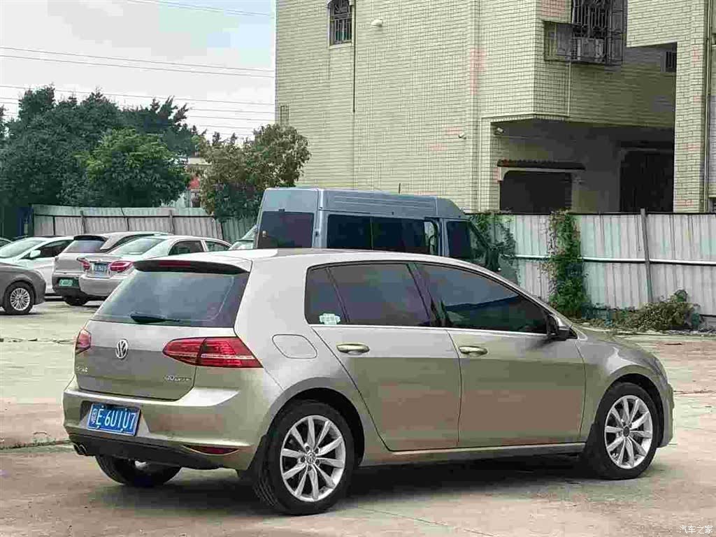Volkswagen Golf, 2015 6