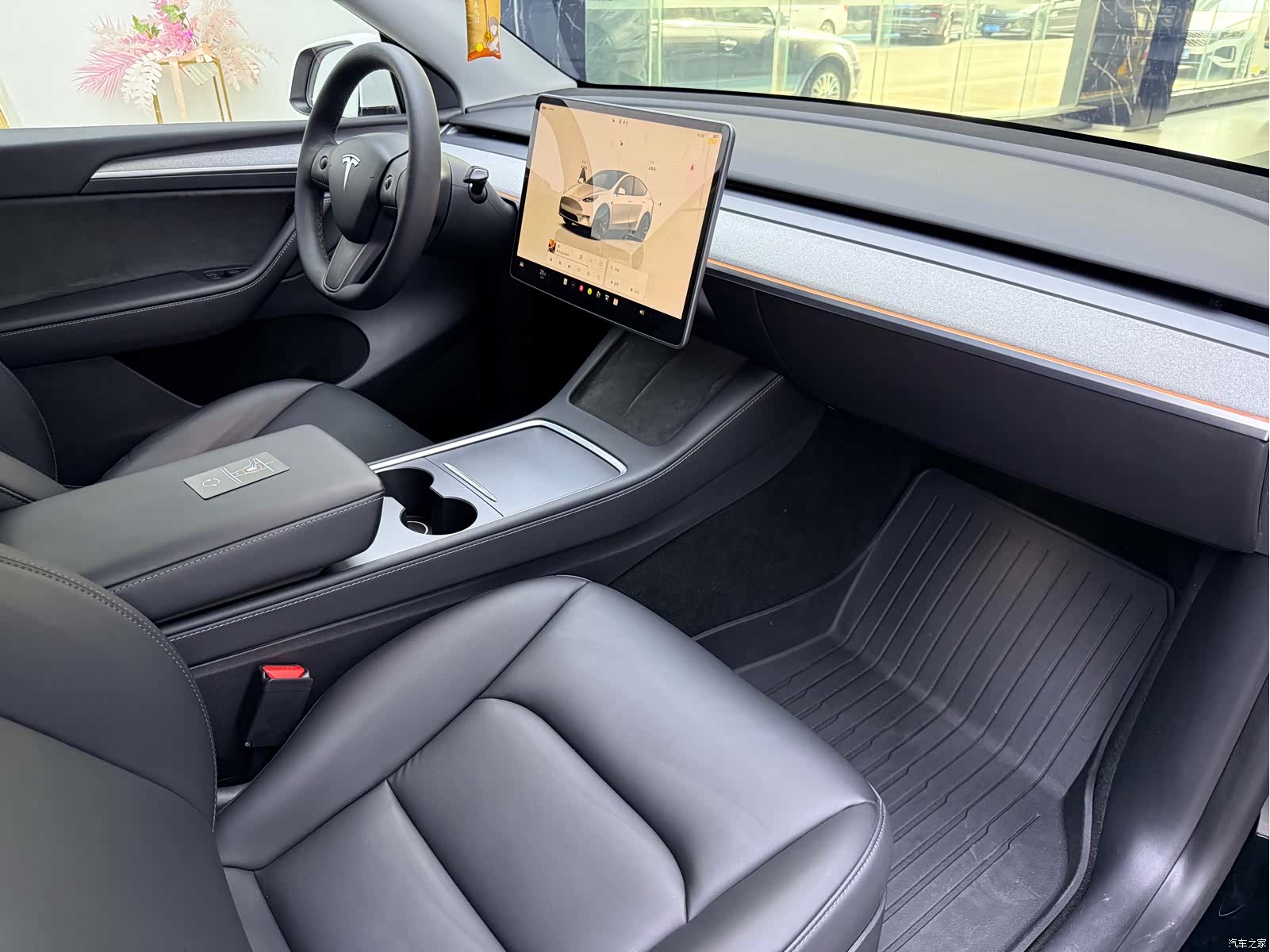Tesla Model Y, 2022 16