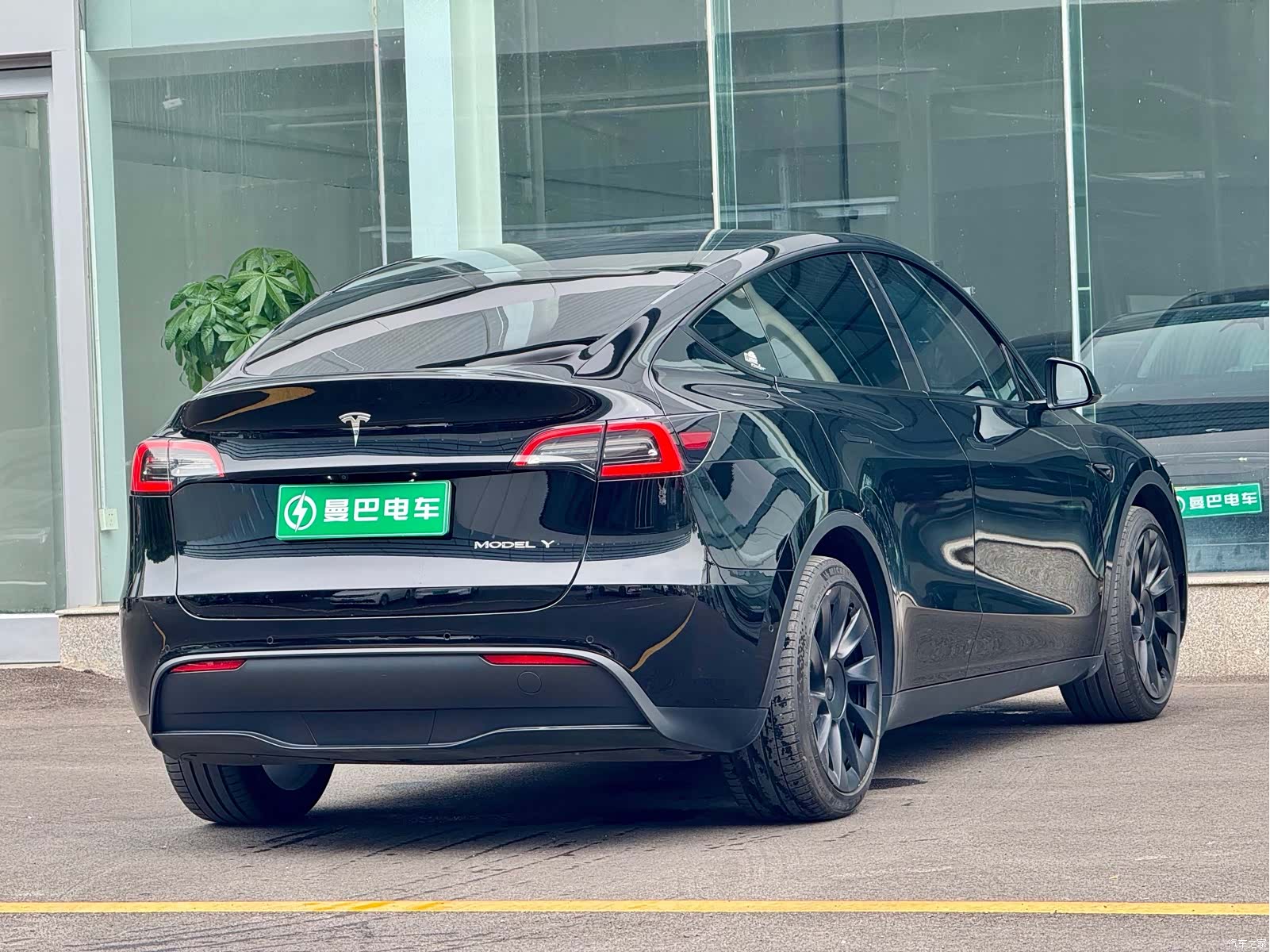 Tesla Model Y, 2021 6