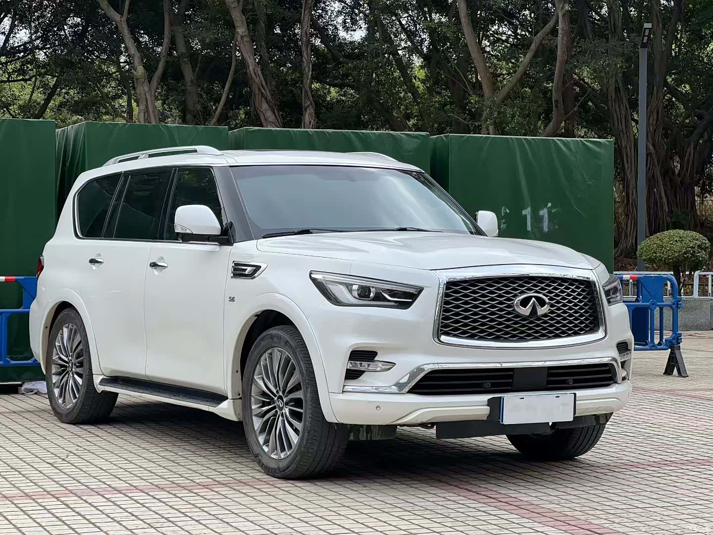Infiniti QX80, 2020 2