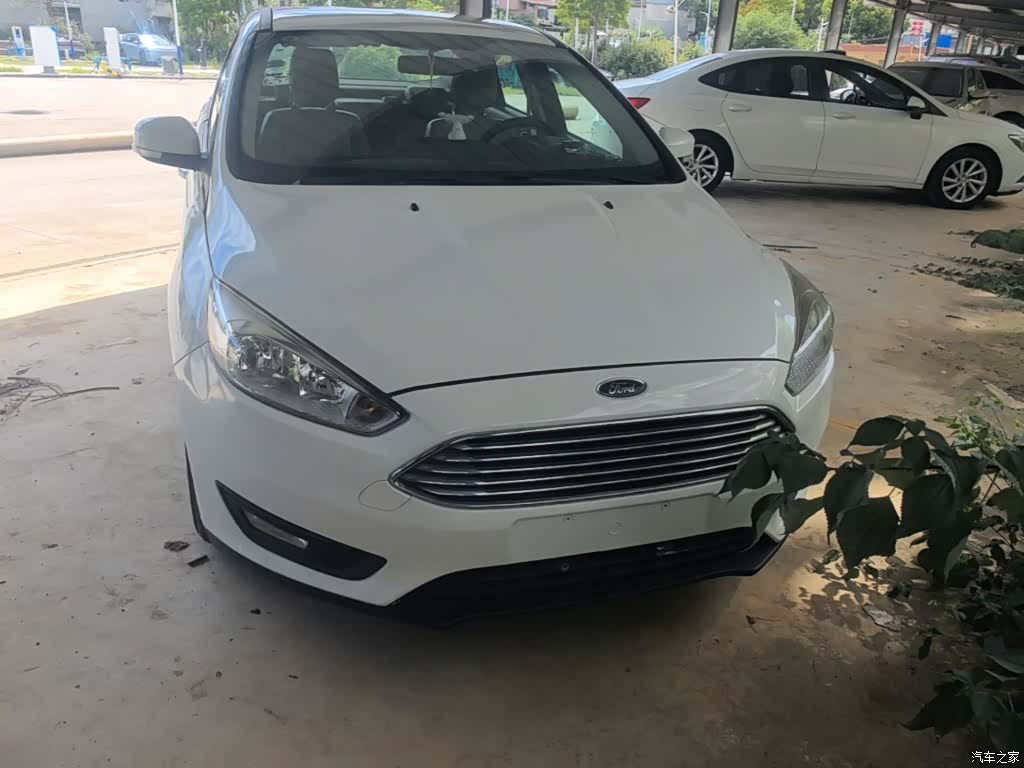 Ford Focus, 2015 3