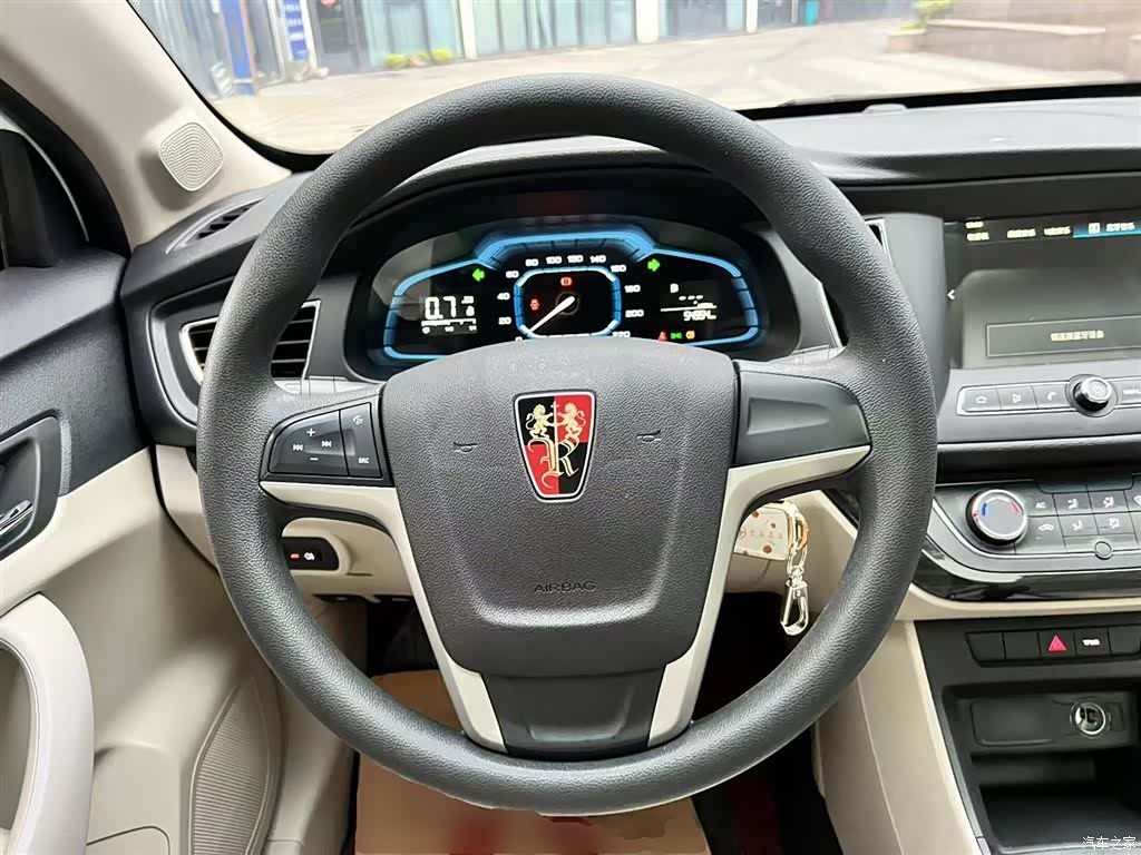 Roewe 360, 2016 11
