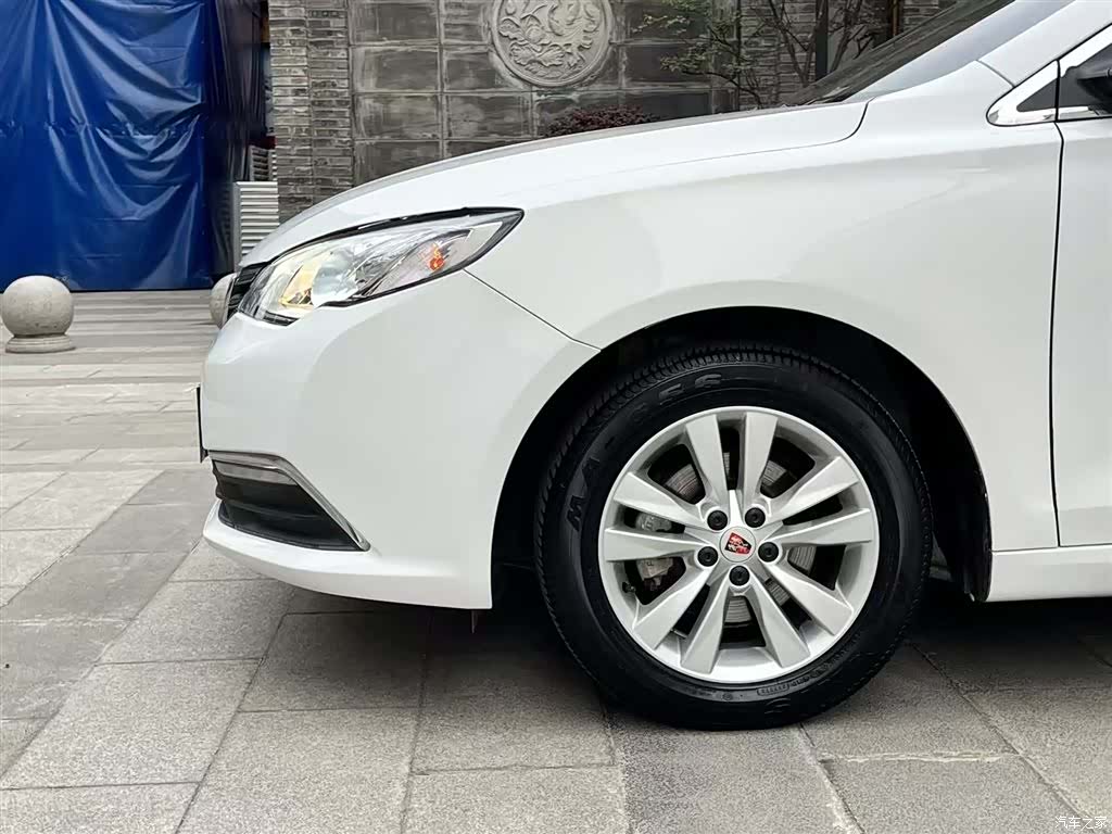 Roewe 360, 2016 23